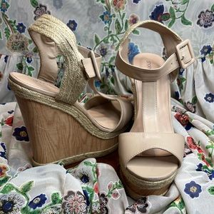 Hanni Wedges, Size US 10